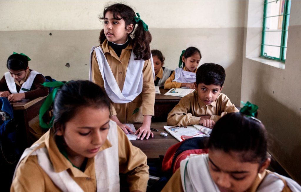 Per l’anno accademico 2021-2022 il Rotary Club Milano Aquileia, durante le presidenze del Dott. Filippo Gattuso e Dott.ssa Alessandra Caricato, ha quindi deciso di sostenere un’intera classe in una scuola primaria TCF